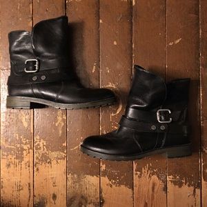 Naturalizer Talley Black Boots